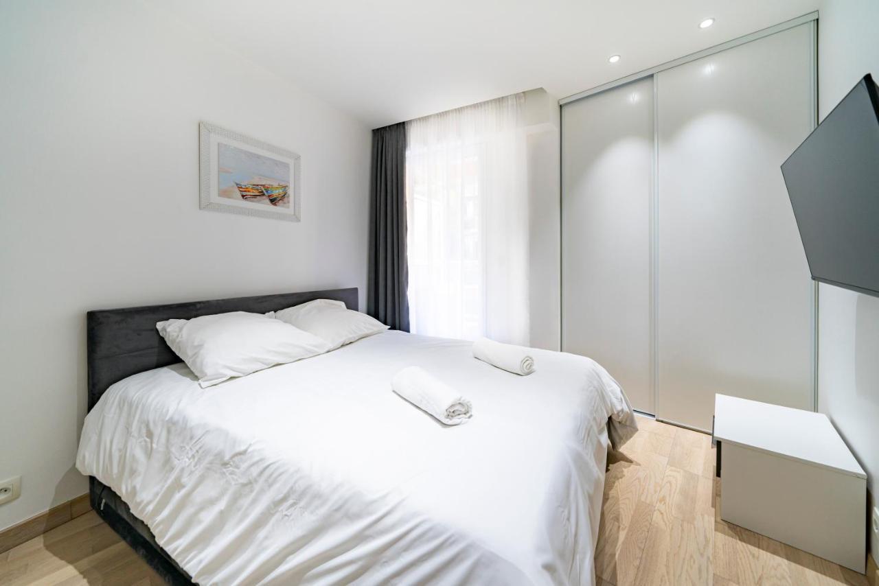 בוסוליי Frontiere Monaco, Terrasse, Vue Mer, Parking - Ab מראה חיצוני תמונה